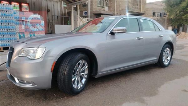 كرايسلر 300 2017 للبيع في العراق -  بغداد